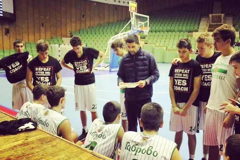 Za-p-rvi-p-t-basketobol-t-izl-chi-tren-or-№1-na-godinata-na-OBschina-Gabrovo