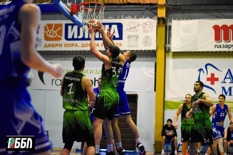Martin-Milanov-igrae-s-vse-po-golyamo-samochuvstvie