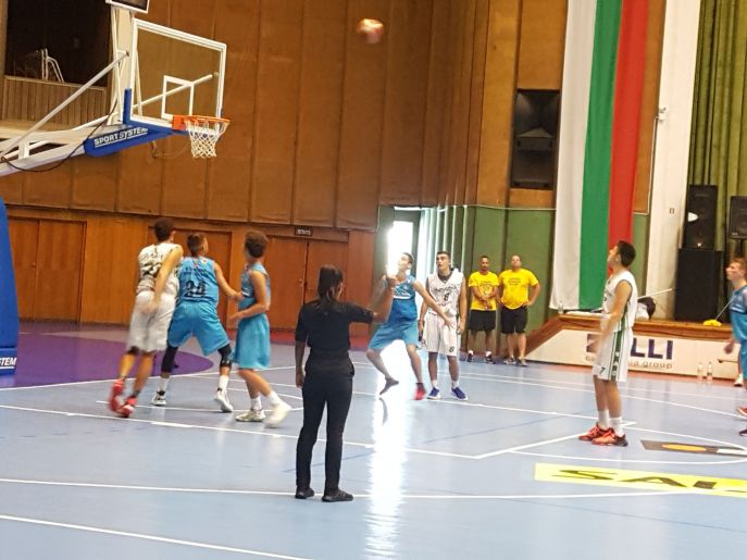Vlado-Iskrov-e-tren-or-na-natsionalniya-otbor-po-basketbol-na-kolichki