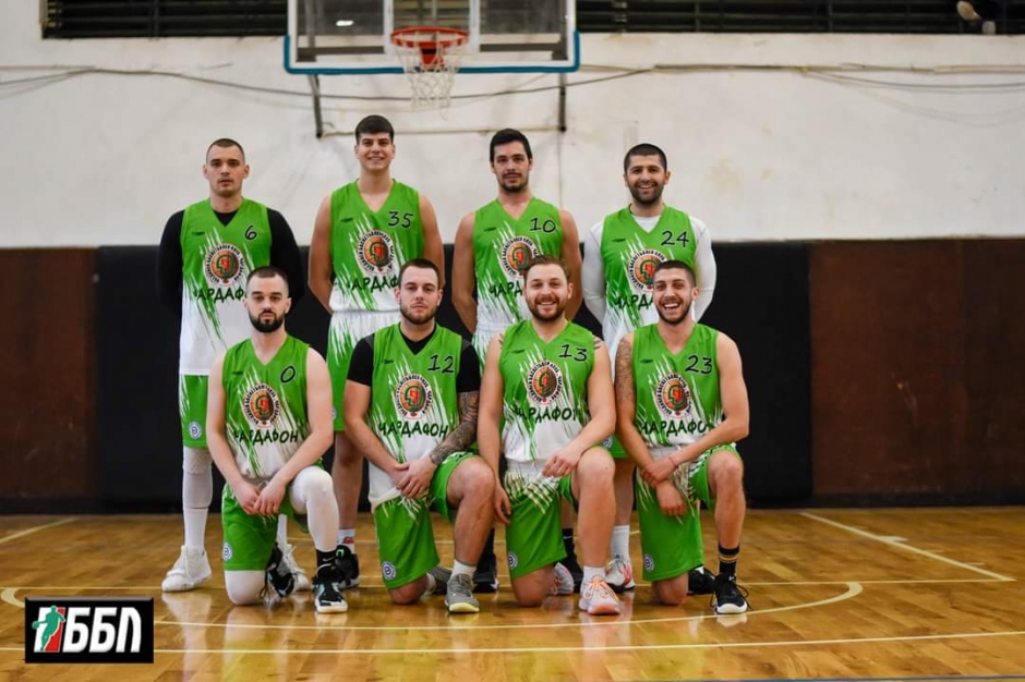 antonio-uspya-da-skal-pi-s-stav-ot-8-s-stezateli,-nad-vsichki-se-izvisyava-Martin-Milanov