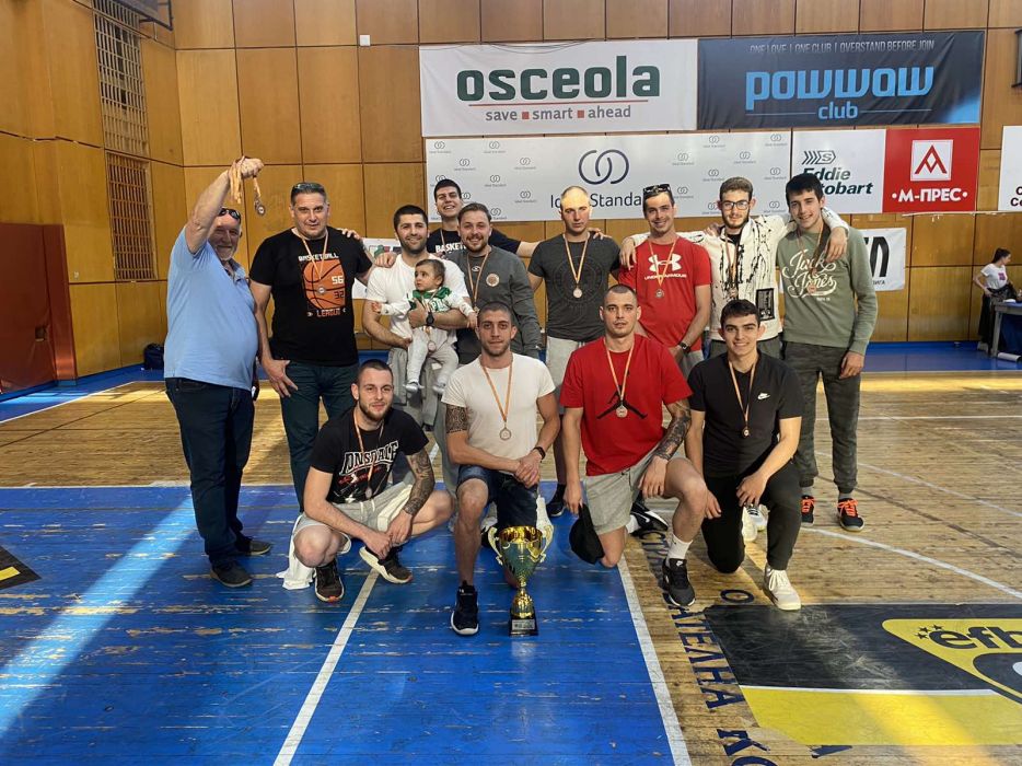 Za-vtora-poredna-godina--CHardafon--pecheli-bronzovite-medali-v-BBL--a-grupa-TSent-r-